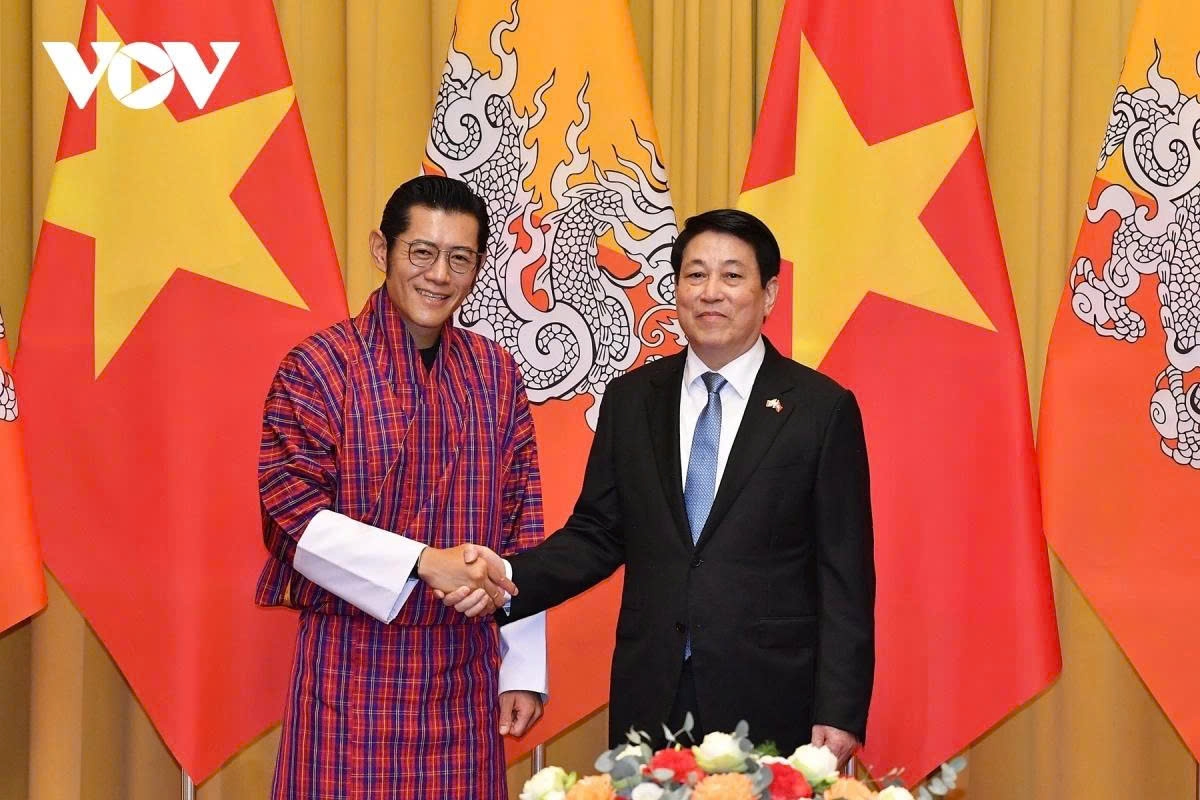 welcome ceremony for bhutanese king and queen on state visit to vietnam picture 7