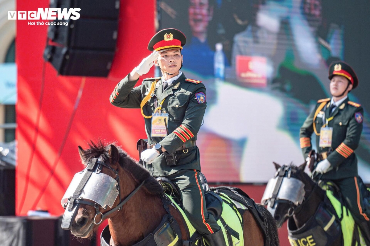 world police music festival 2025 kicks off in hanoi picture 16