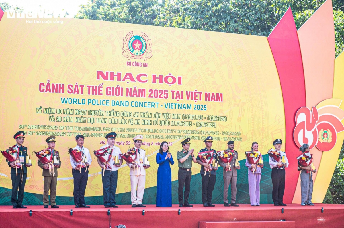 world police music festival 2025 kicks off in hanoi picture 5