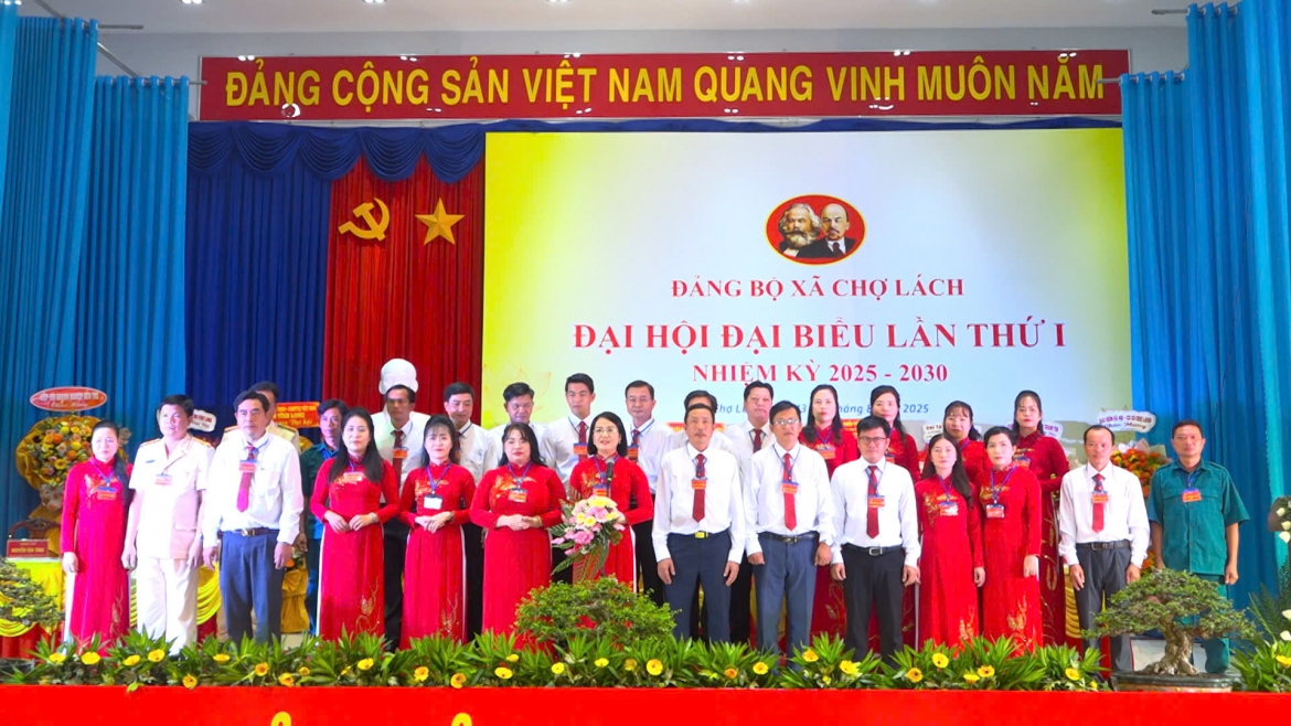 cho lach vinh long phat huy thuong hieu vuong quoc cay giong hoa kieng cua vung hinh anh 1