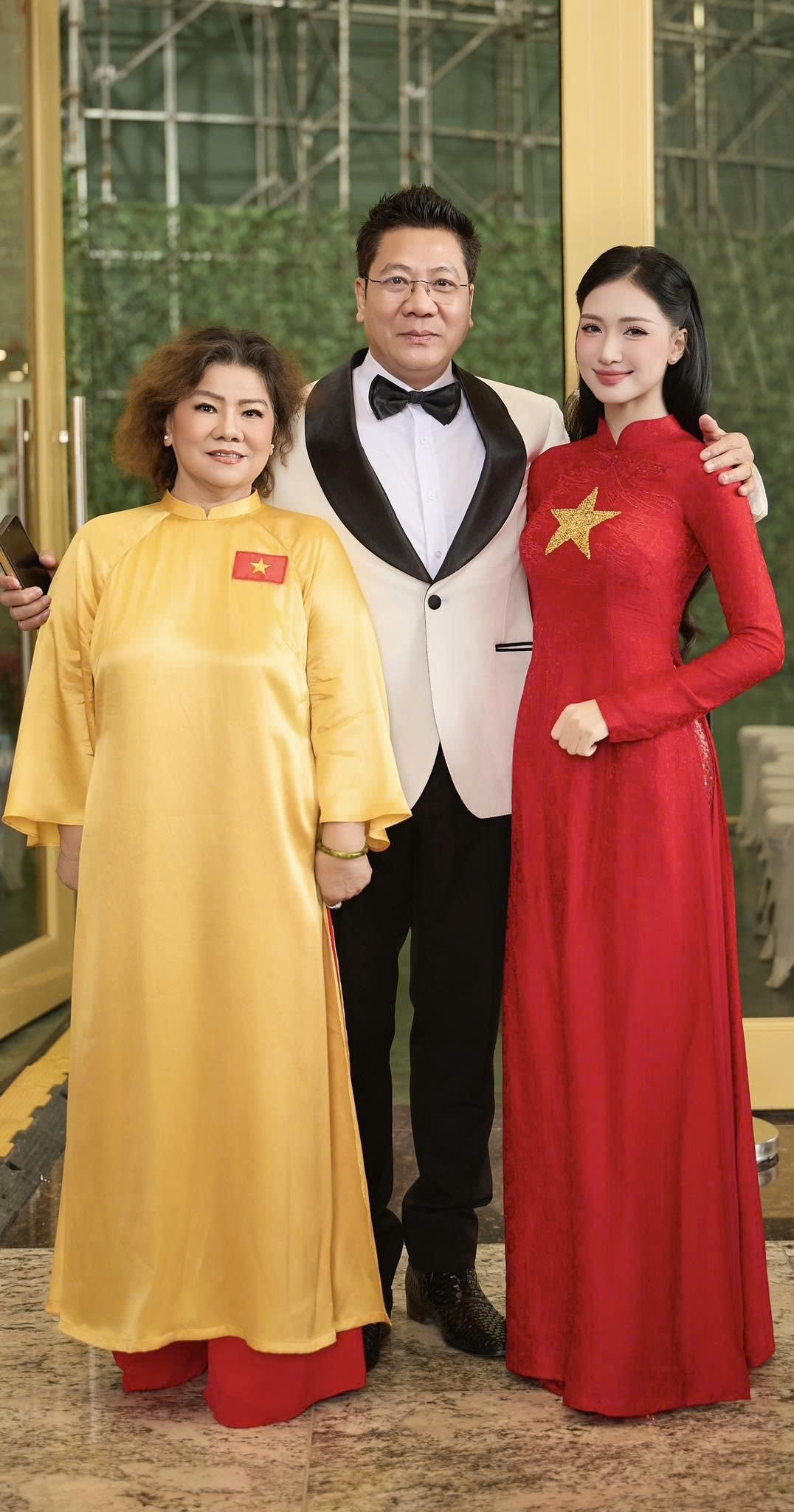 sao viet 29 8 A hau phuong nhi du khai mac trien lam cung nha chong hinh anh 2