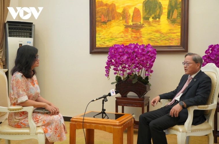 vietnam contributes valuable experience to global socialist cause picture 2