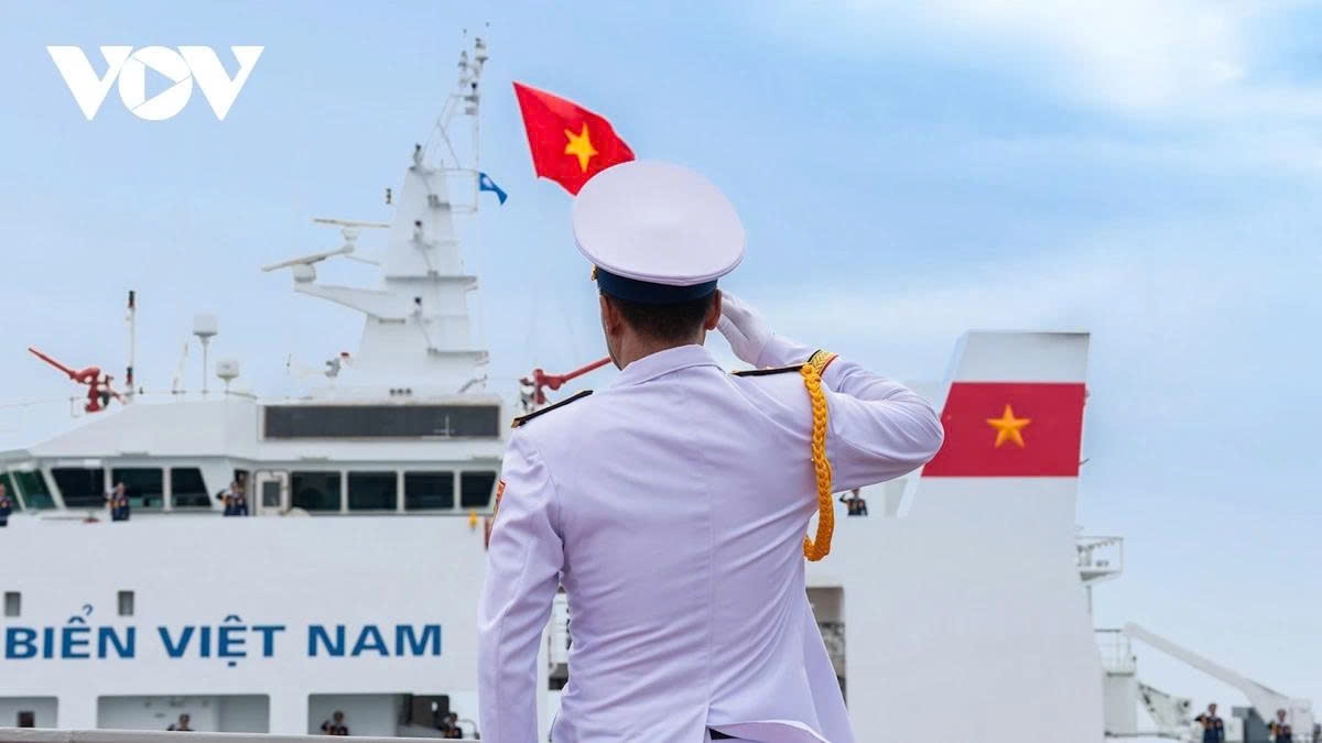 vietnamese navy showcases strength in national day naval parade picture 1 vietnamese navy showcases strength in national day naval parade picture 1