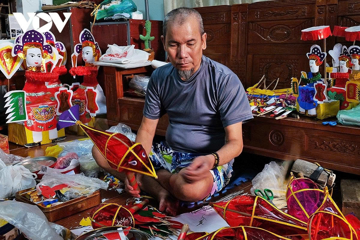 last guardians of traditional mid-autumn festival toys on the outskirts of hanoi picture 10