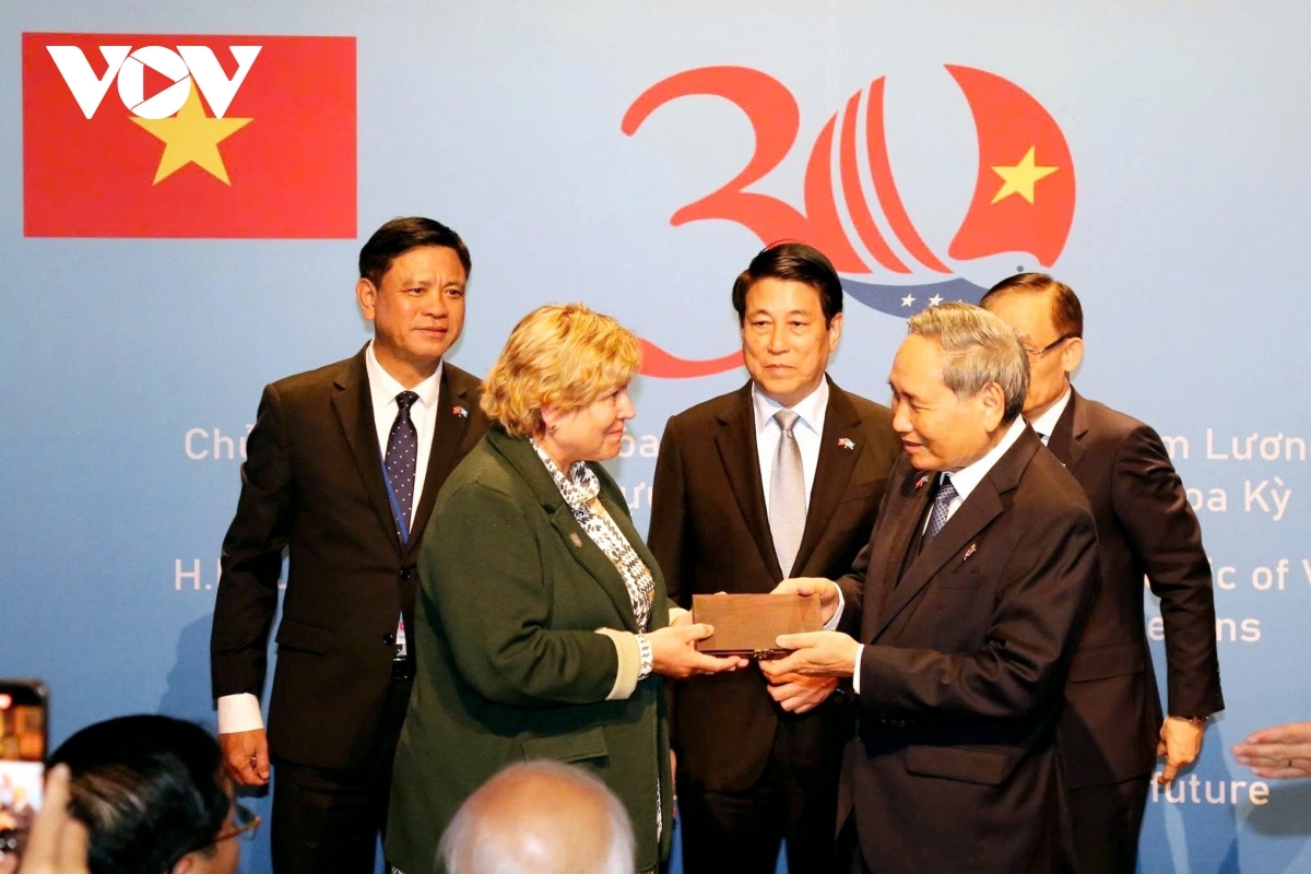 president luong cuong s working trip to us in the spotlight picture 11