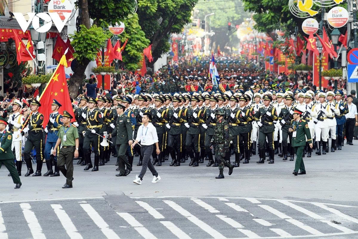foreign military contingents march in vietnam s national day celebration picture 2 foreign military contingents march in vietnam s national day celebration picture 2