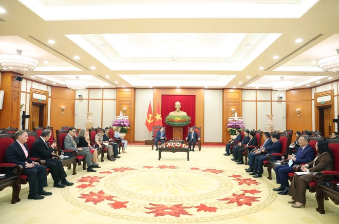 vietnam to create more favourable conditions for us investors party chief picture 2