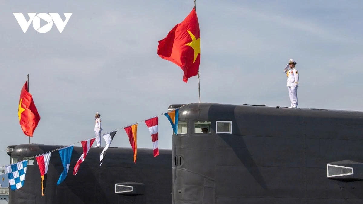 vietnamese navy showcases strength in national day naval parade picture 3 vietnamese navy showcases strength in national day naval parade picture 3