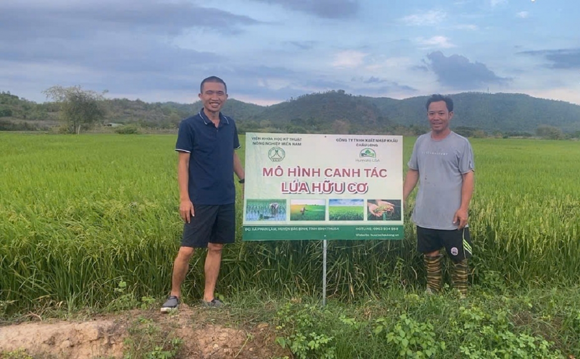 nhung nguoi gop suc luu giu hat vang cua dong bao raglai, k ho hinh anh 2