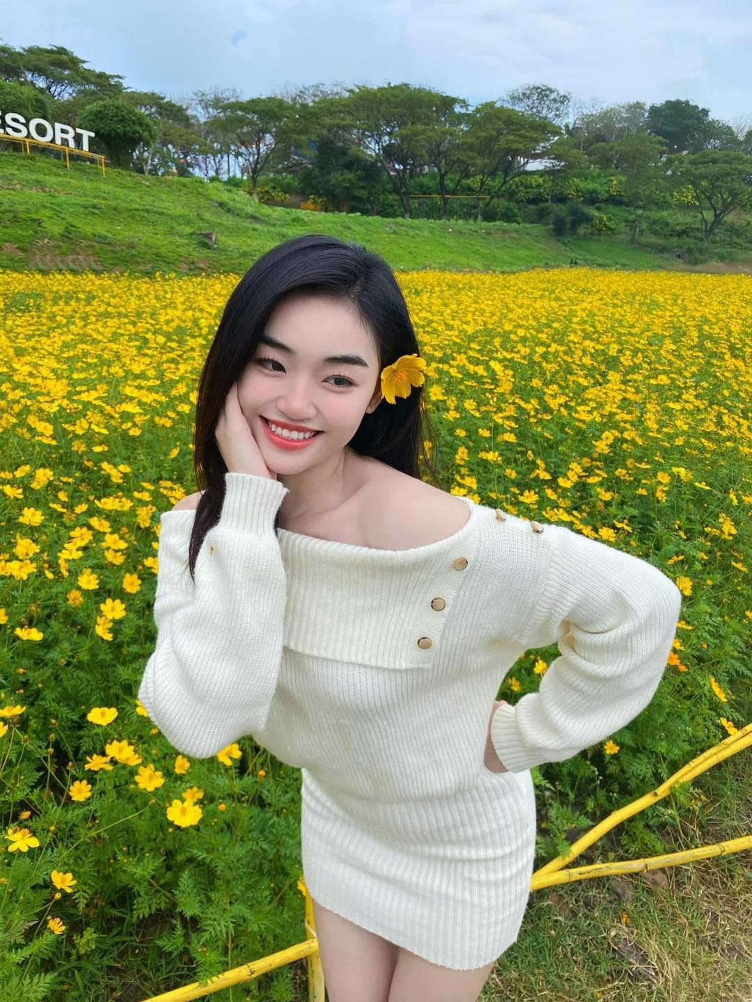 nhan sac doi thuong cua tan miss grand vietnam 2025 nguyen thi yen nhi hinh anh 3