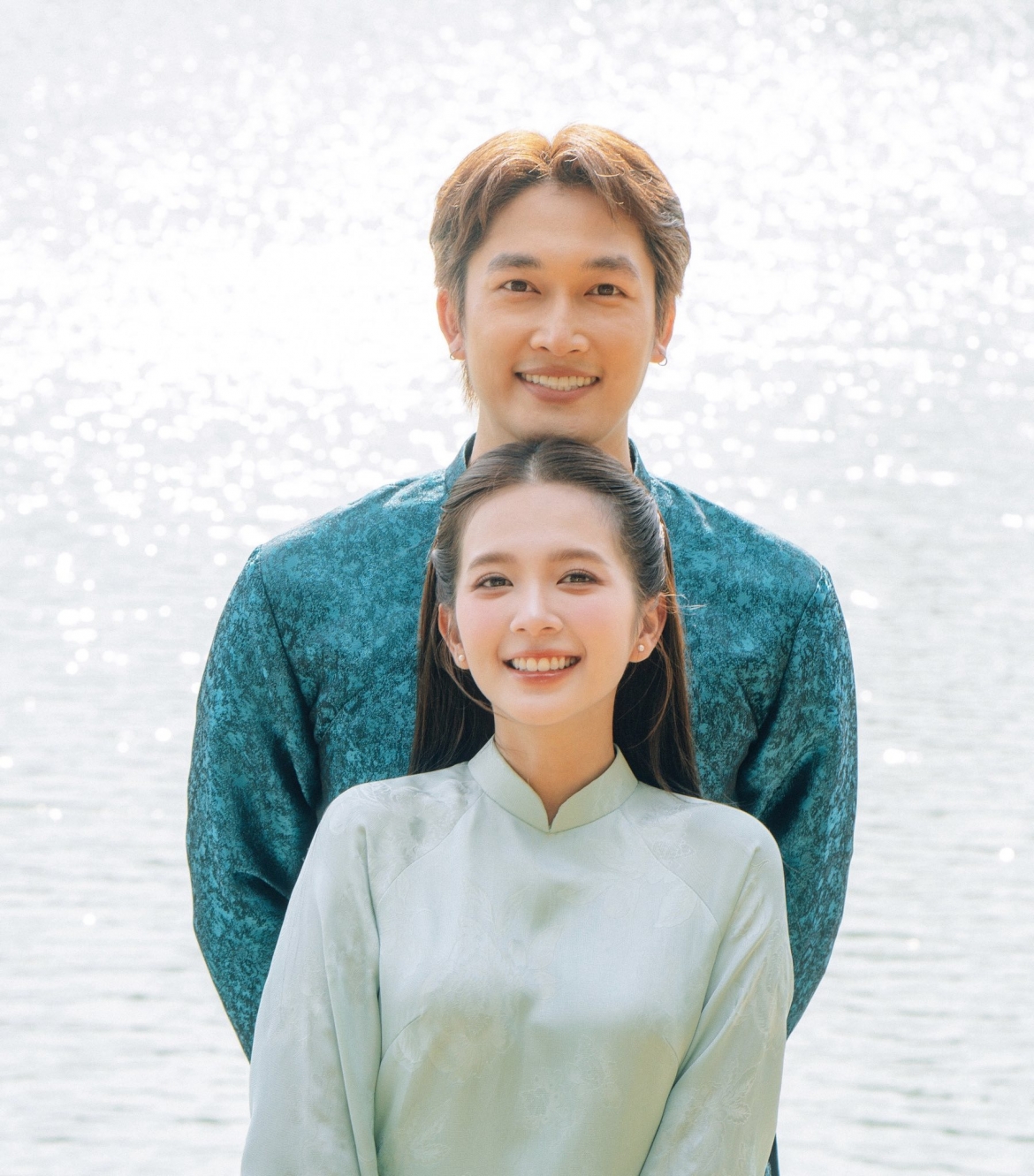 Dinh tu ngoc huyen khoe anh cuoi lang man giua long ha noi hinh anh 7