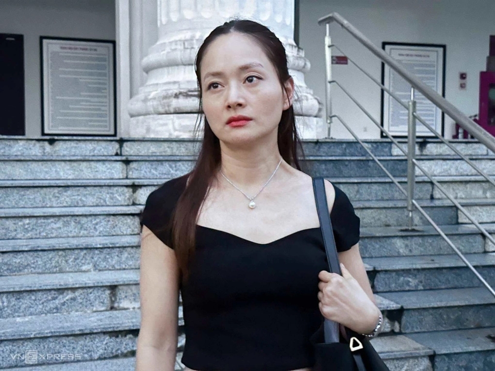 sao viet 18 9 lan phuong chinh thuc ly hon, gianh quyen nuoi 2 con hinh anh 1