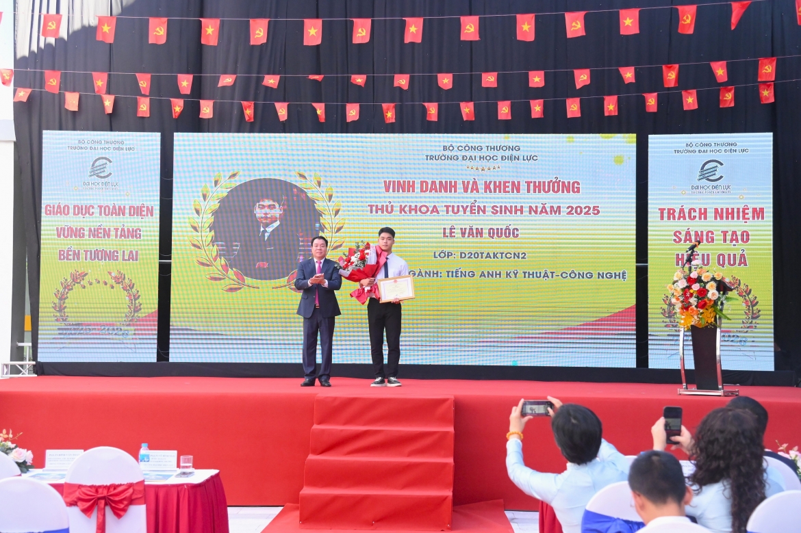 truong Dai hoc Dien luc khai giang nam hoc 2025 - 2026 hinh anh 5