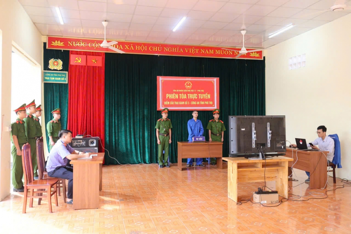 phu tho lan dau tien xet xu truc tuyen 2 phien toa hinh su hinh anh 2
