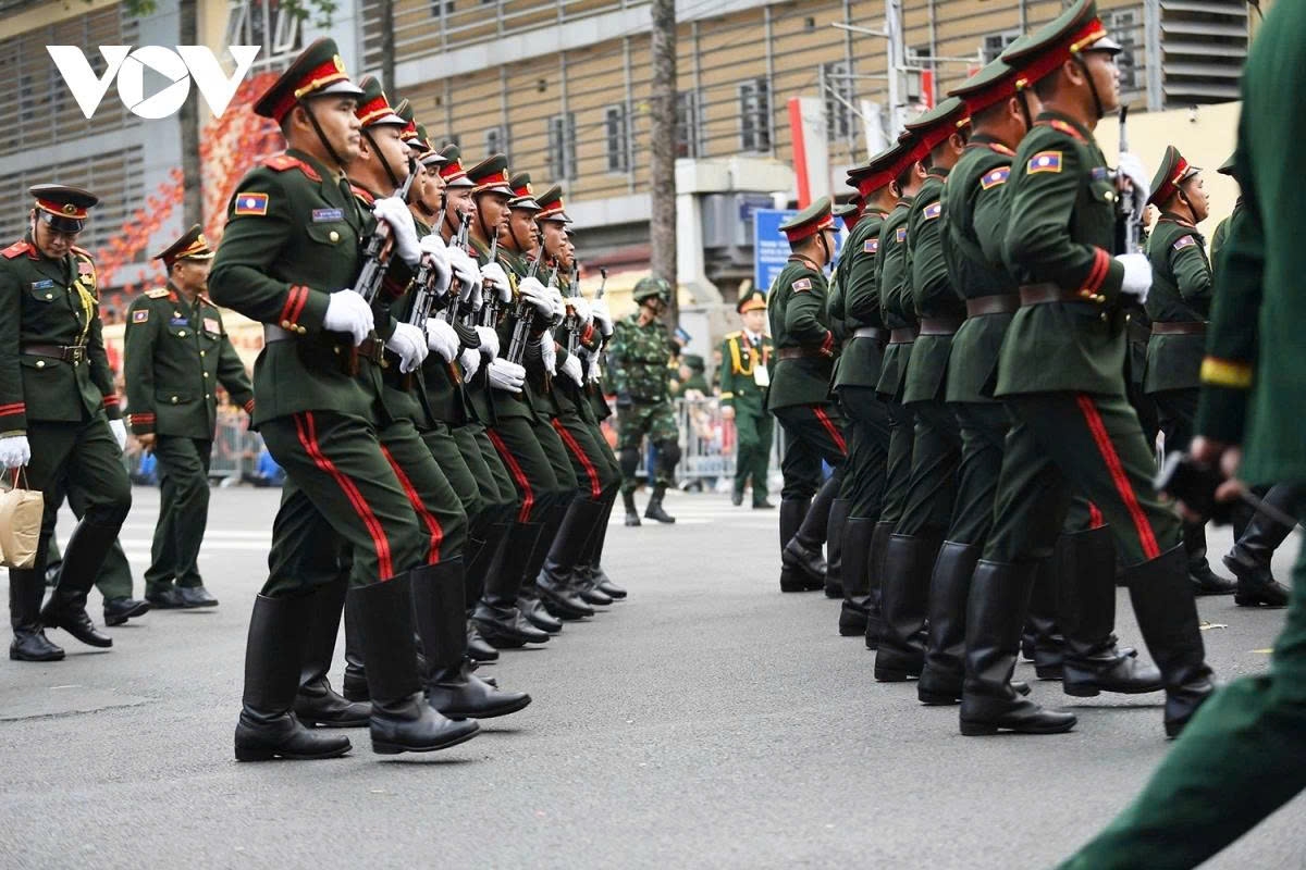 foreign military contingents march in vietnam s national day celebration picture 9 foreign military contingents march in vietnam s national day celebration picture 9