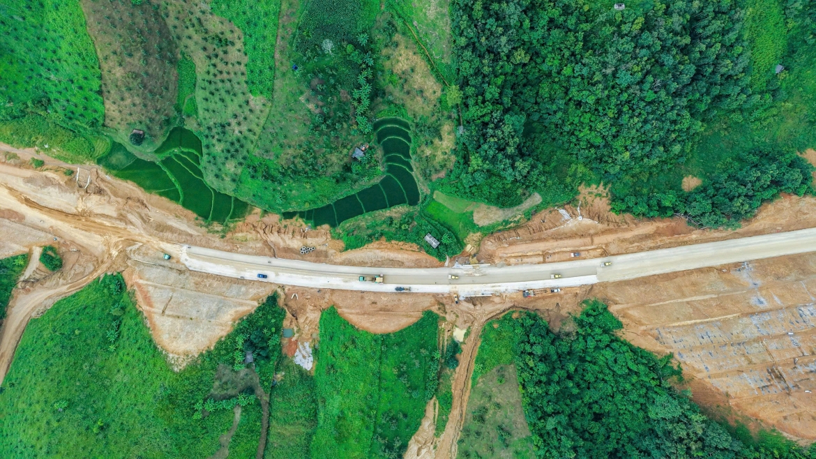 thi dua 100 ngay dem thong tuyen cao toc huu nghi - chi lang va Dong Dang tra linh hinh anh 3