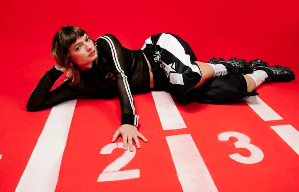 french pop-rock star zelie to kick off vietnam tour this october picture 1