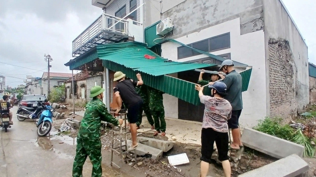 hung yen khan truong khac phuc thiet hai do bao so 10 hinh anh 1