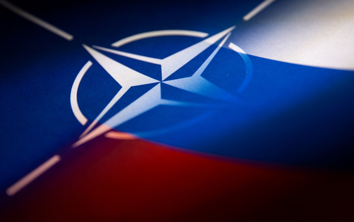 nga len tieng sau khi nato de ngo kha nang ban ha may bay cua moscow hinh anh 1
