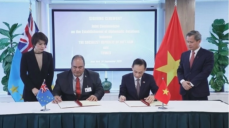 vietnam, tuvalu establish diplomatic relations picture 1