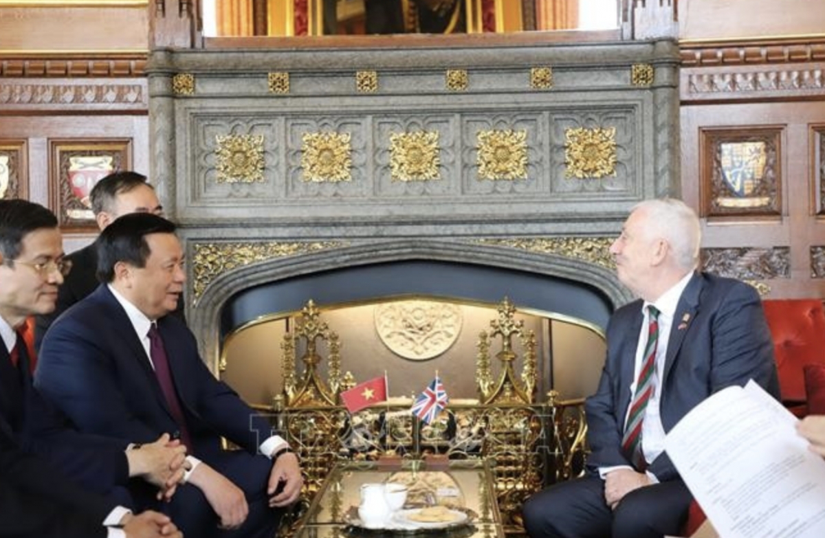 hcma leader s visit forge stronger vietnam-uk cooperation in various fields picture 1