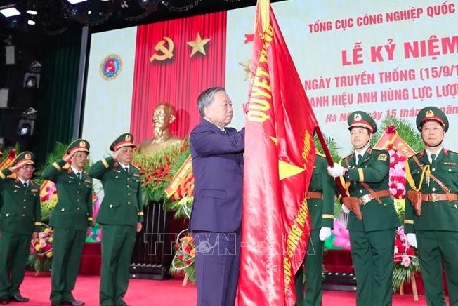 Party chief requests greater efforts to build stronger, dual-use defence industry