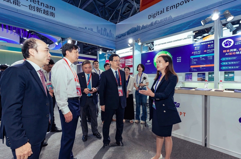 vietnam pushes to strengthen presence in global digital value chains picture 1