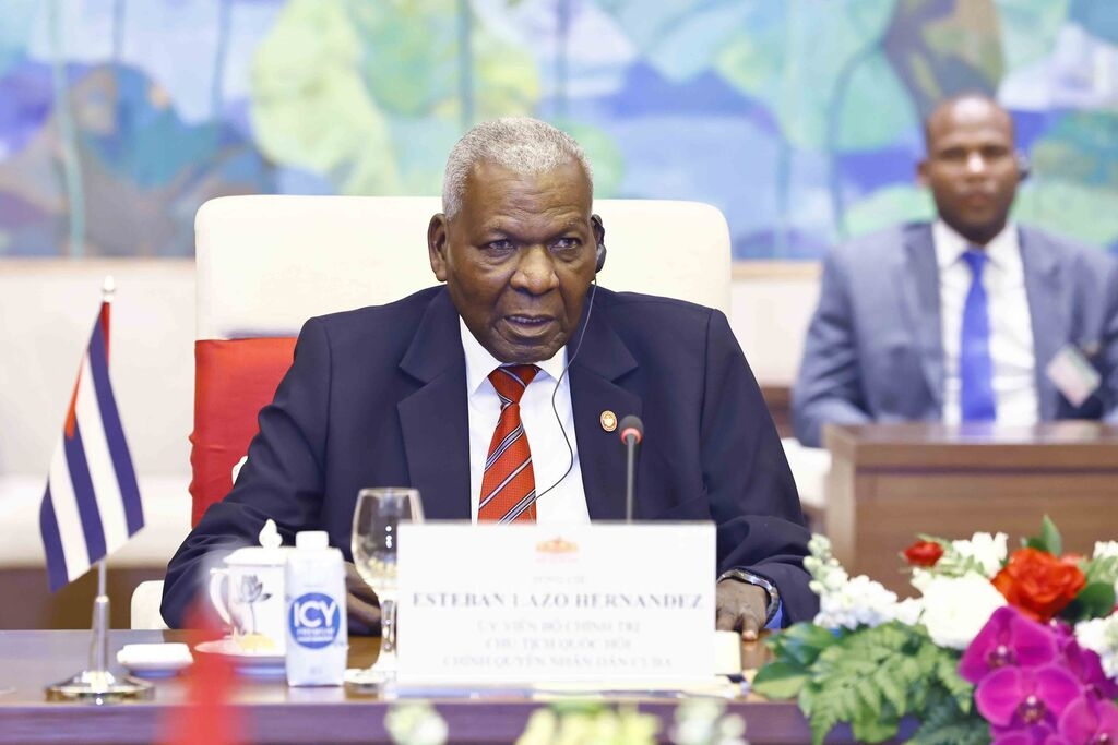 top cuban legislator esteban lazo hernandez begins vietnam visit today picture 1