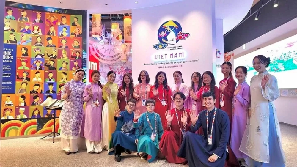 vietnam wins bronze for best pavilion team at expo 2025 osaka picture 2