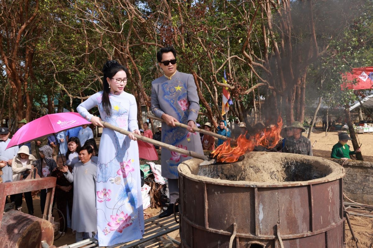 Mailisa phát tâm 1 tỷ đồng đúc chuông mùa Vu Lan: “Một tiếng chuông – ngàn lời hiếu hạnh"