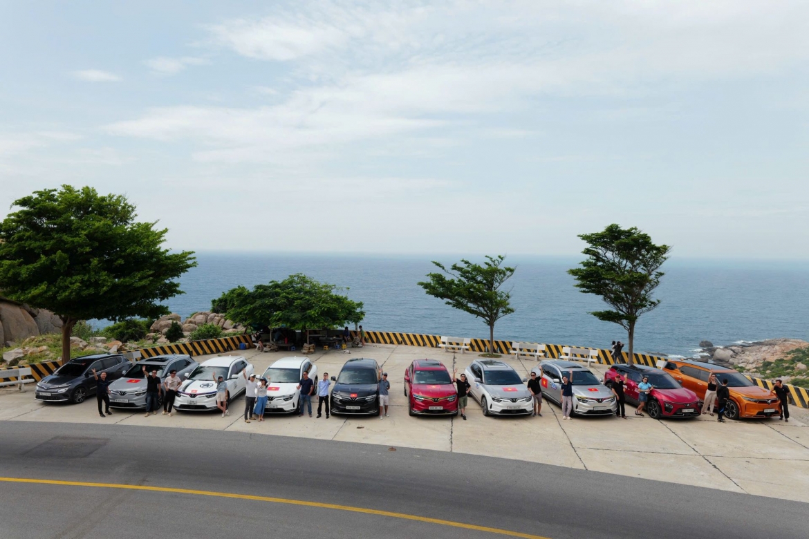 200 xe o to vinfast khoi hanh xuyen viet trong hanh trinh wonder trip 2025 hinh anh 2