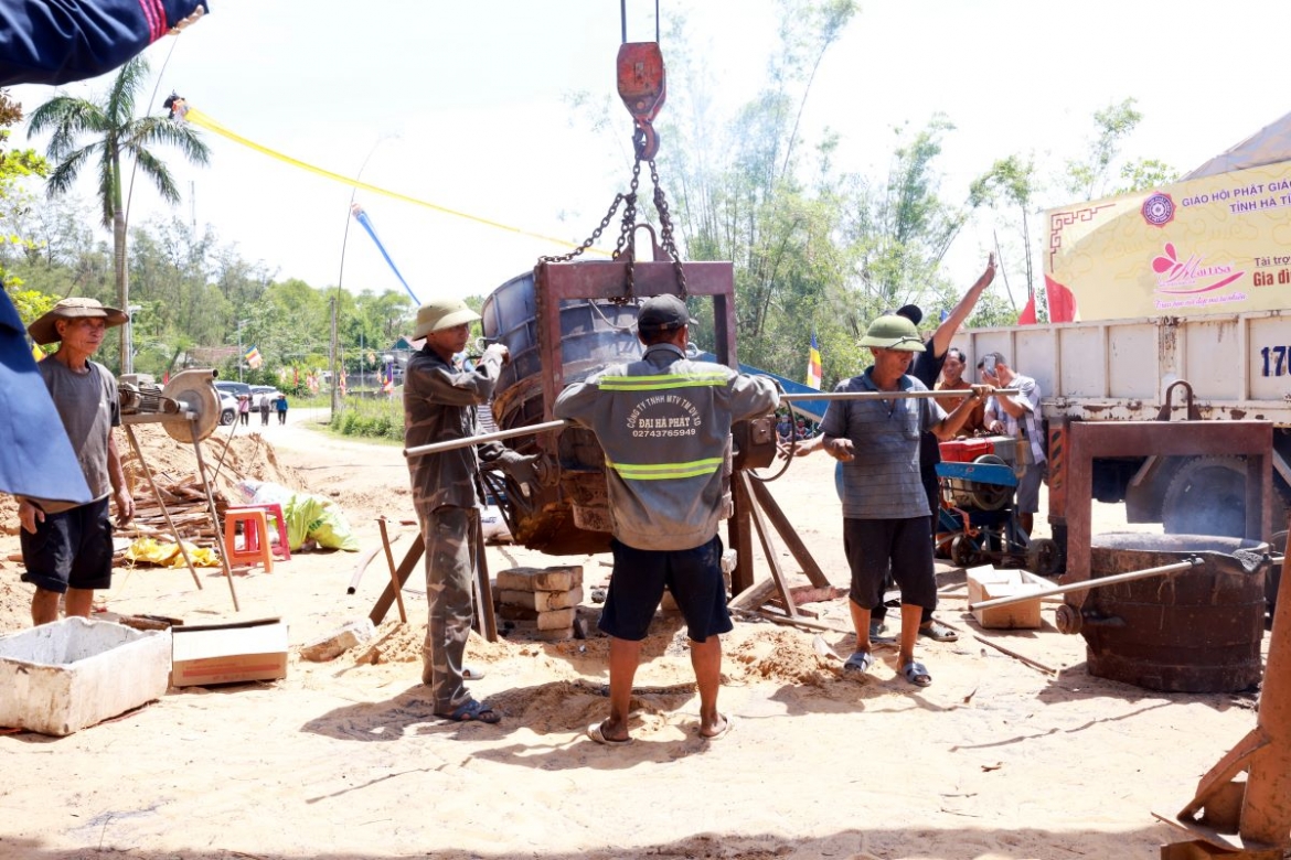 mailisa phat tam 1 ty dong duc chuong mua vu lan mot tieng chuong ngan loi hieu hanh hinh anh 4