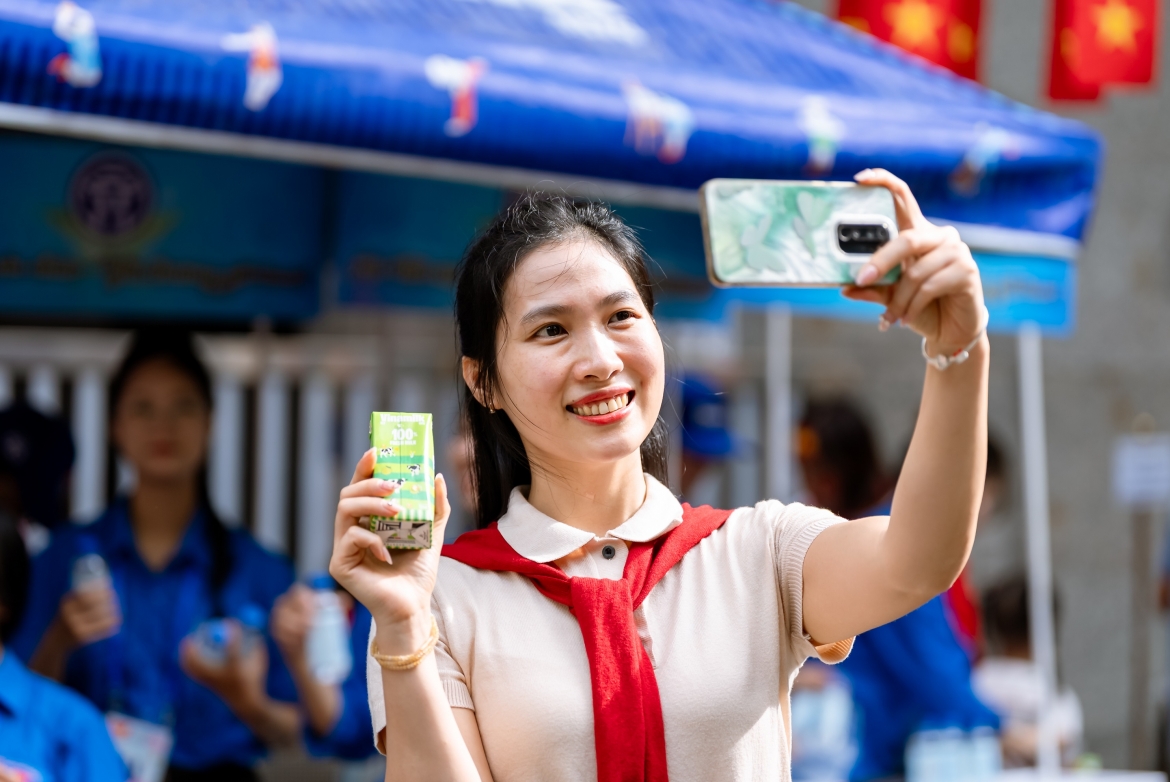 vinamilk hoa nhip cung trieu trai tim mung 80 nam quoc khanh hinh anh 6