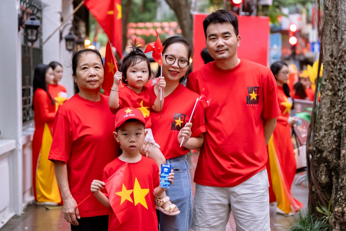 vinamilk hoa nhip cung trieu trai tim mung 80 nam quoc khanh hinh anh 9