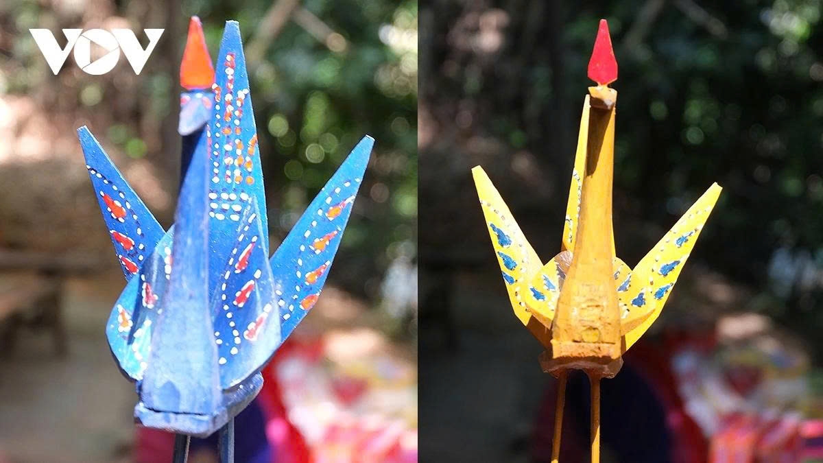 unique bamboo dragonfly craft village beside tay phuong pagoda picture 16
