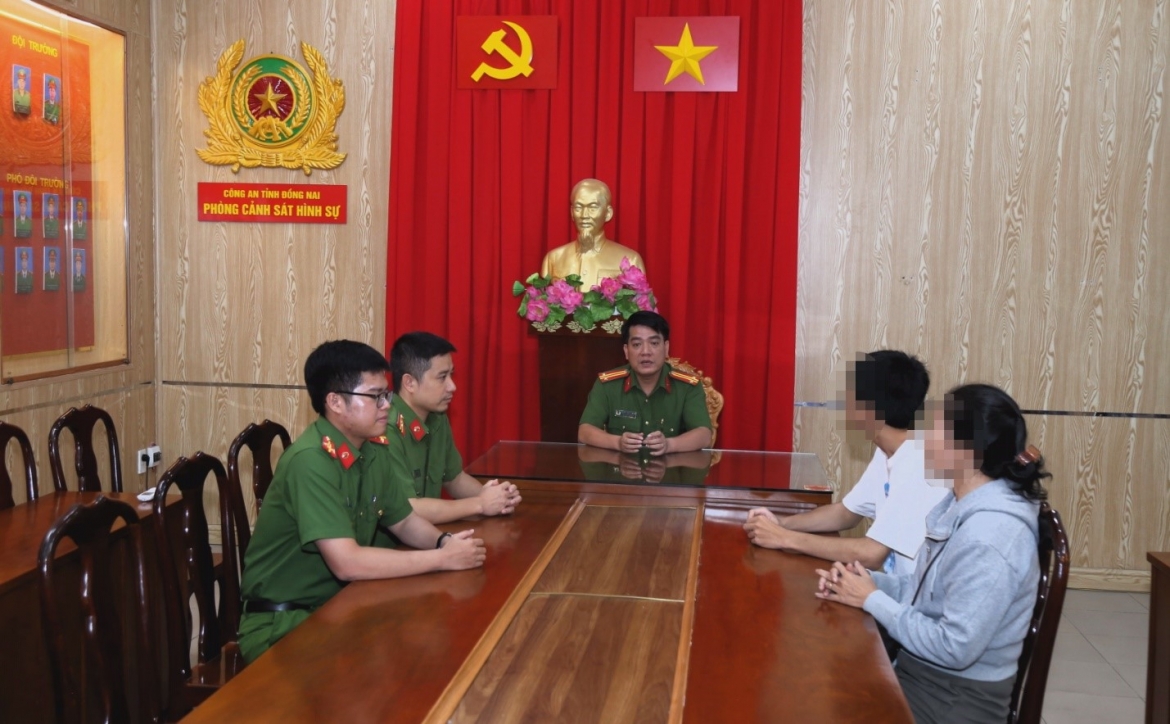 giai cuu nam sinh vien bi bat coc online doi tien chuoc 200 trieu dong hinh anh 1