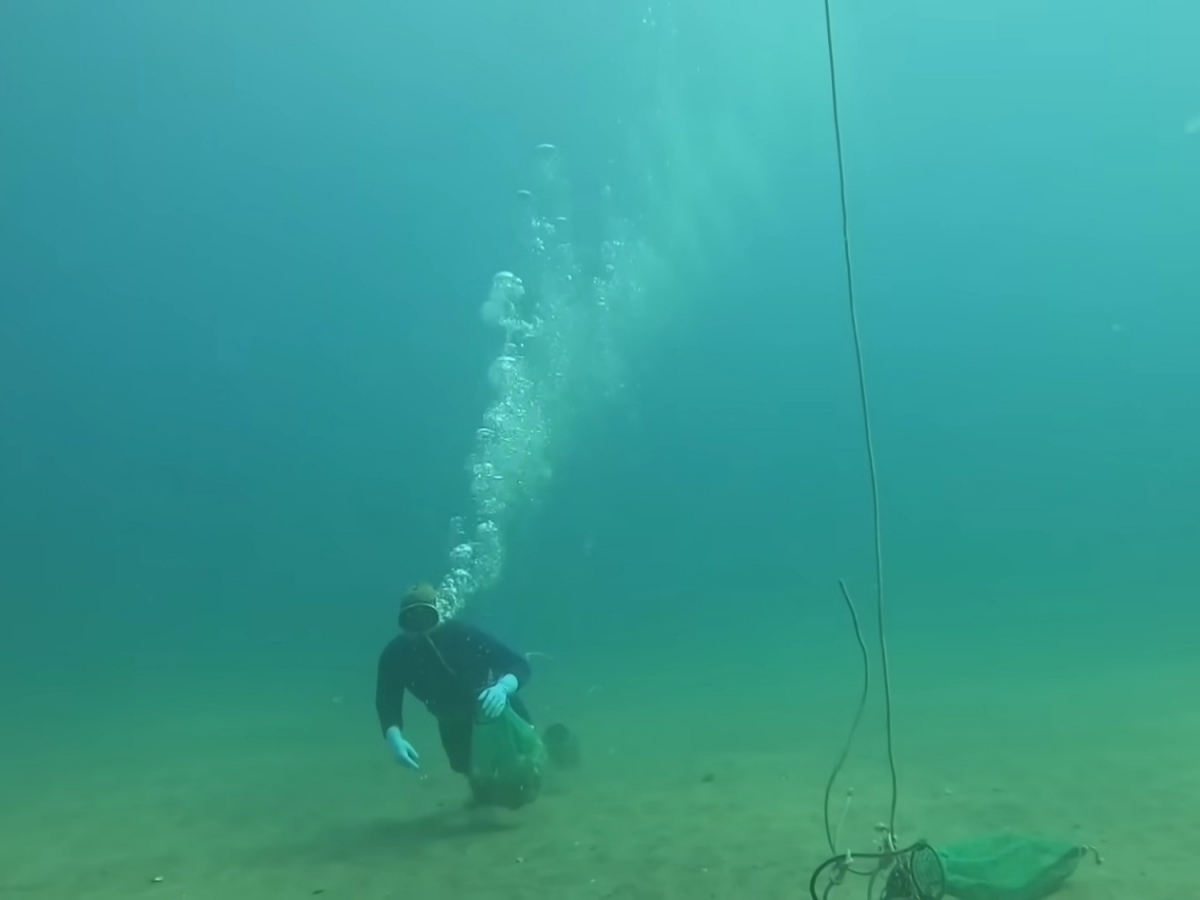 Quảng Trị: 1 người tử vong, 1 người nguy kịch sau chuyến lặn biển