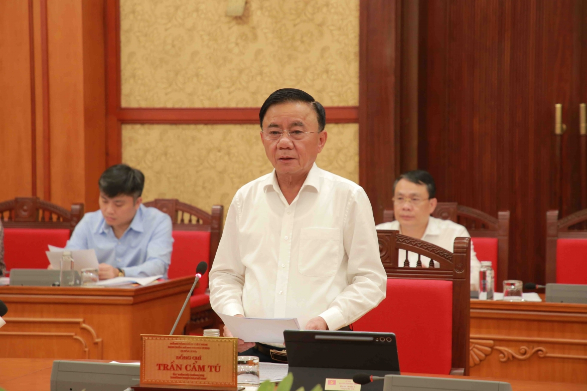 bo chinh tri lam viec voi cac tinh lai chau, ha tinh va tp can tho hinh anh 6