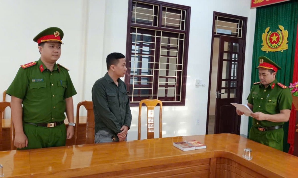 Kế toán trưởng mua bán trái phép hóa đơn hơn 22 tỷ đồng