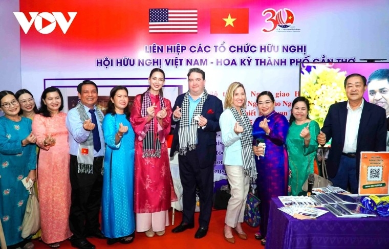 vietnam-us friendship exchange marks three decades of diplomatic ties picture 1