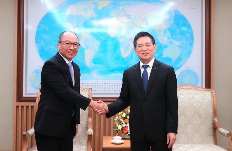 toyota keen to broaden green vehicle investment in vietnam picture 1