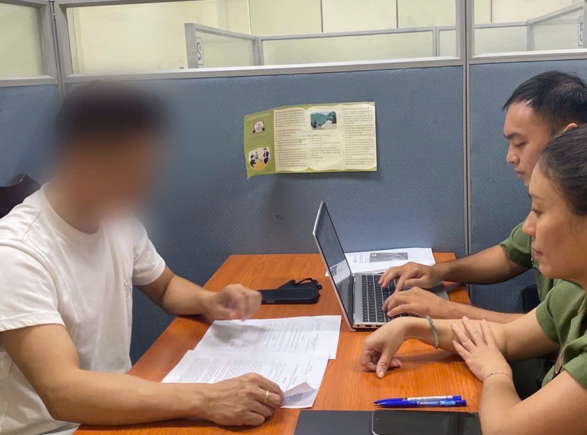 Độ Mixi thừa nhận sử dụng shisha