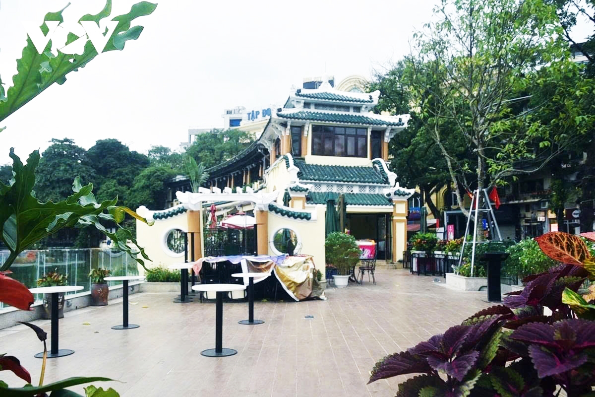 hanoi s dong kinh-nghia thuc square gets new look after first renovation phase picture 10