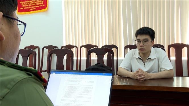 Triệt phá đường dây làm giả giấy tờ quy mô lớn