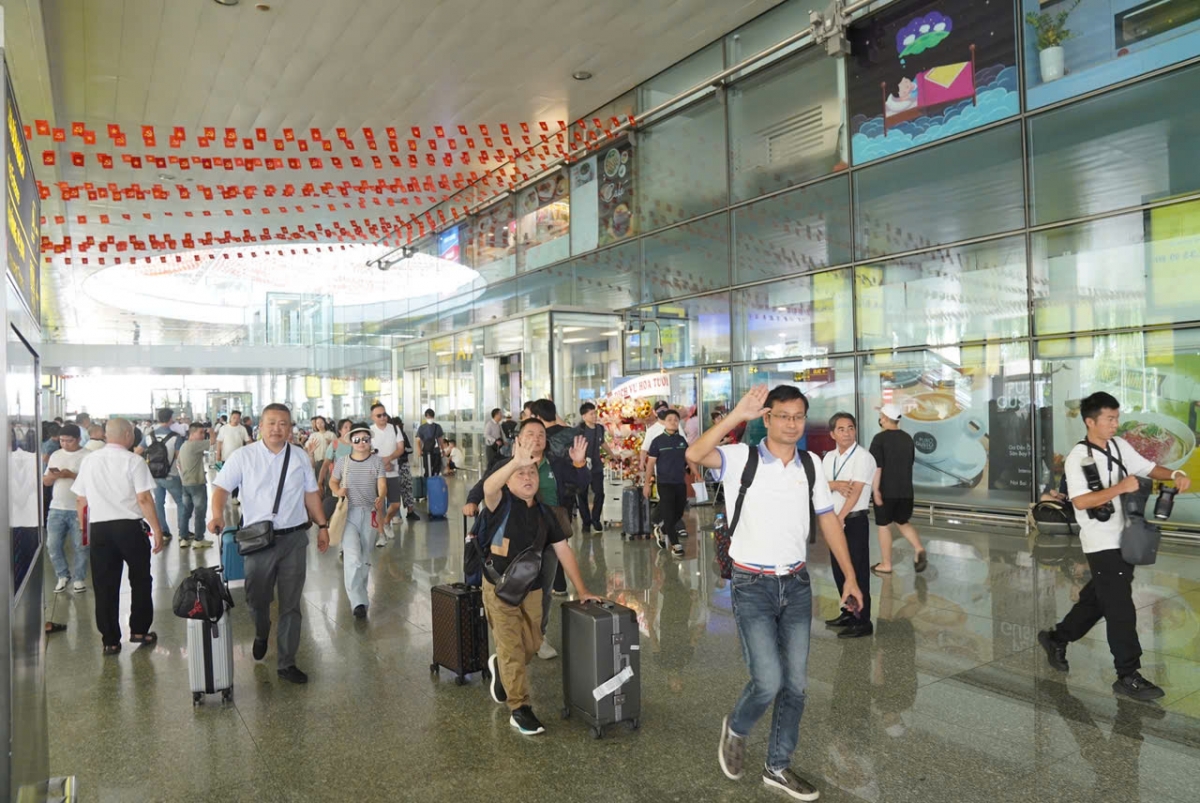 hanoi welcomes a mice tourism group of 1,000 people from china picture 1