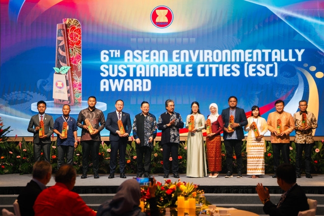 asean honours two vietnamese cities for sustainable environment efforts picture 2