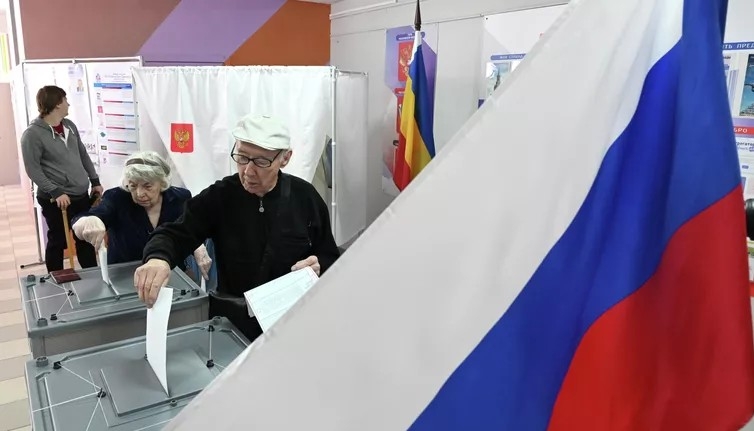 Ngày bầu cử thống nhất năm 2025 tại Nga diễn ra an toàn, minh bạch