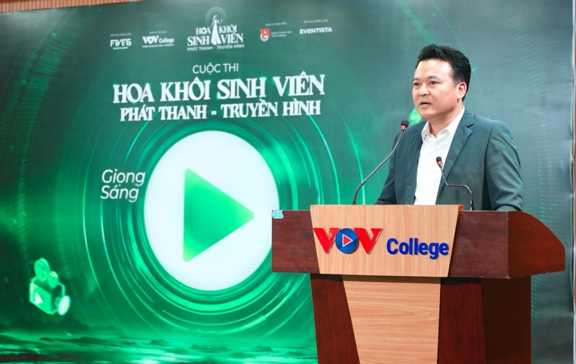 hoa khoi sinh vien phat thanh - truyen hinh 2025 ton vinh nu sinh thoi dai so hinh anh 2