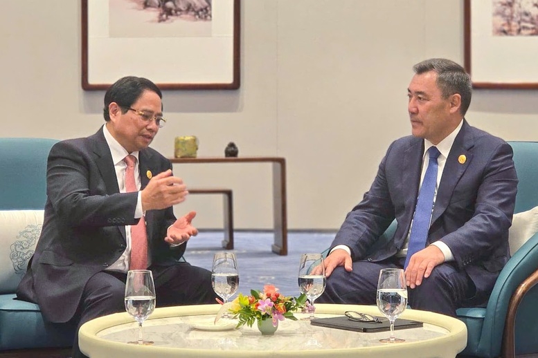 Thủ tướng gặp lãnh đạo và tổ chức quốc tế nhân dự Hội nghị Thượng định SCO