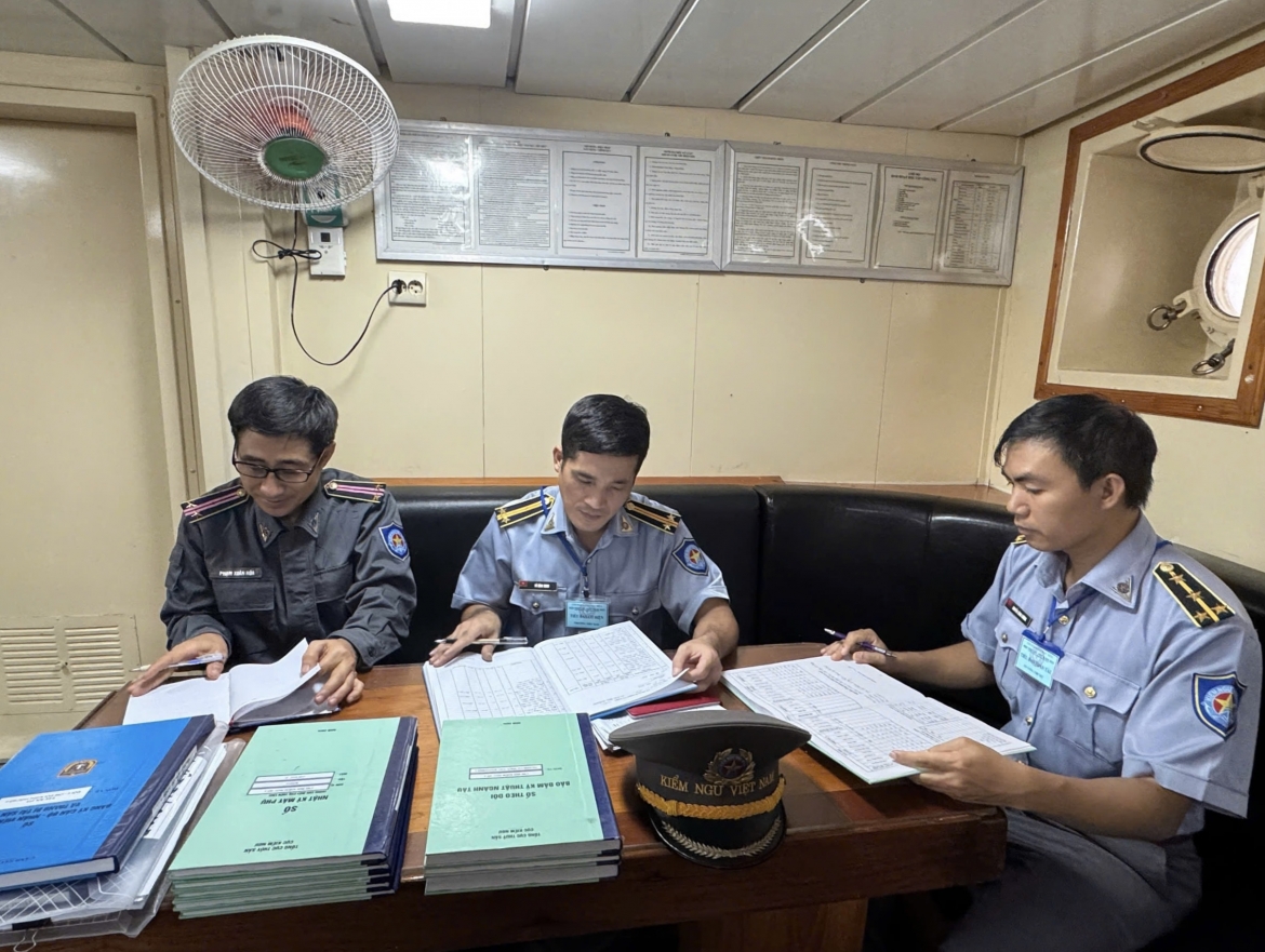 soi noi hoi thi tau tot chi doi kiem ngu so 4 nam 2025 hinh anh 1